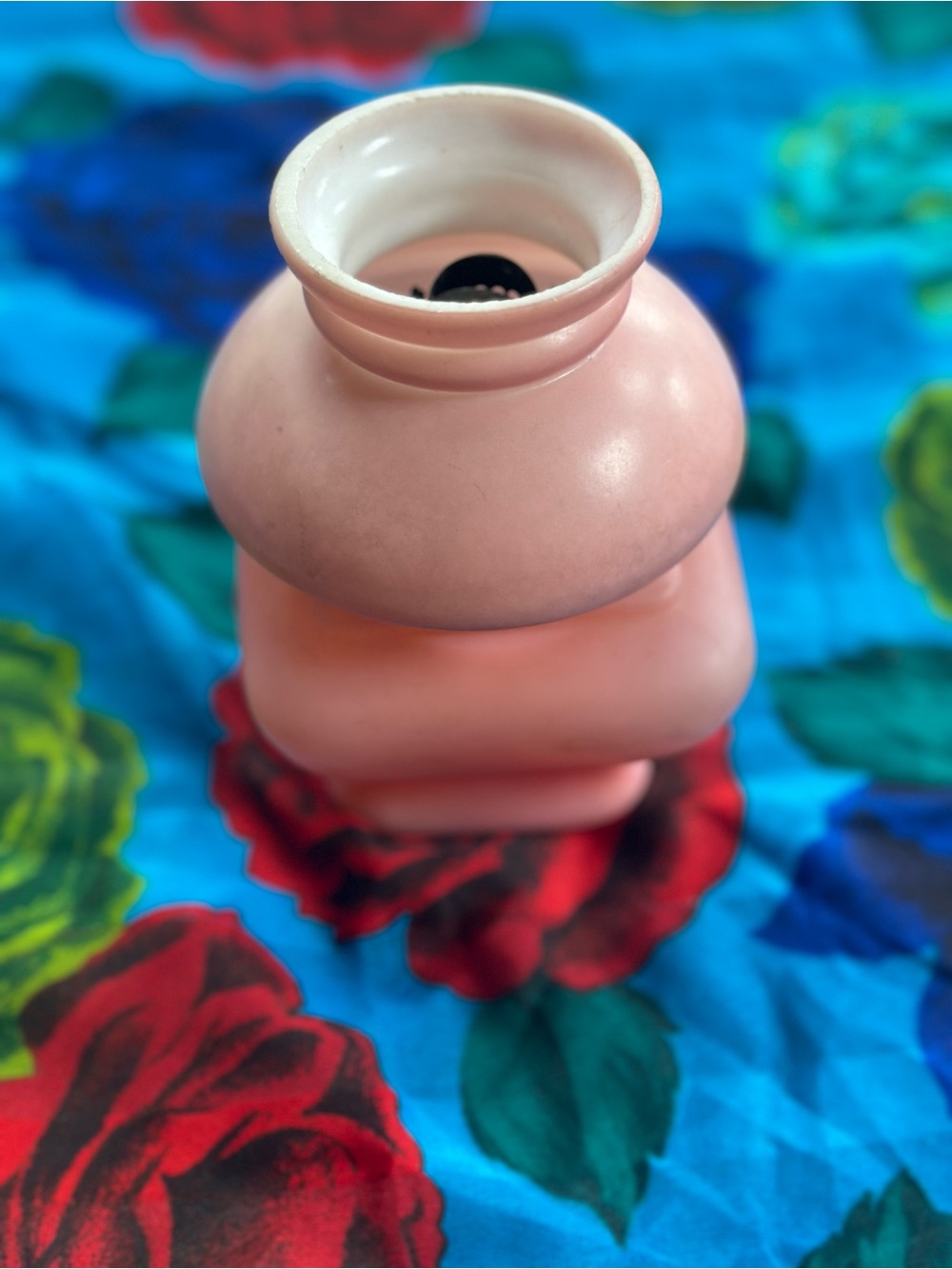 Pink Vintage-Style Ceramic Vase